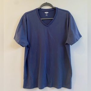Old Navy Men's Soft-Washed Blue V-Neck Tee Size L